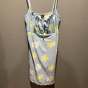 Retro Daisy Mini Dress Size Medium
